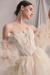 -艾米丽婚纱礼服
