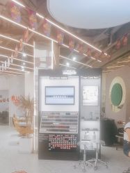 -PE SALON 