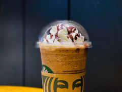 摩卡可可碎片星冰乐-星巴克(成都太古里二店)