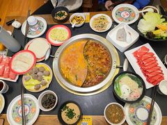 -沸炉重庆老火锅(军事博物馆店)