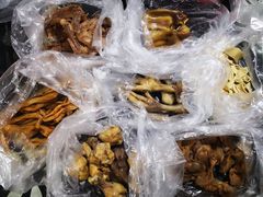 -土门八珍烤鸡腊味店(土门老店)