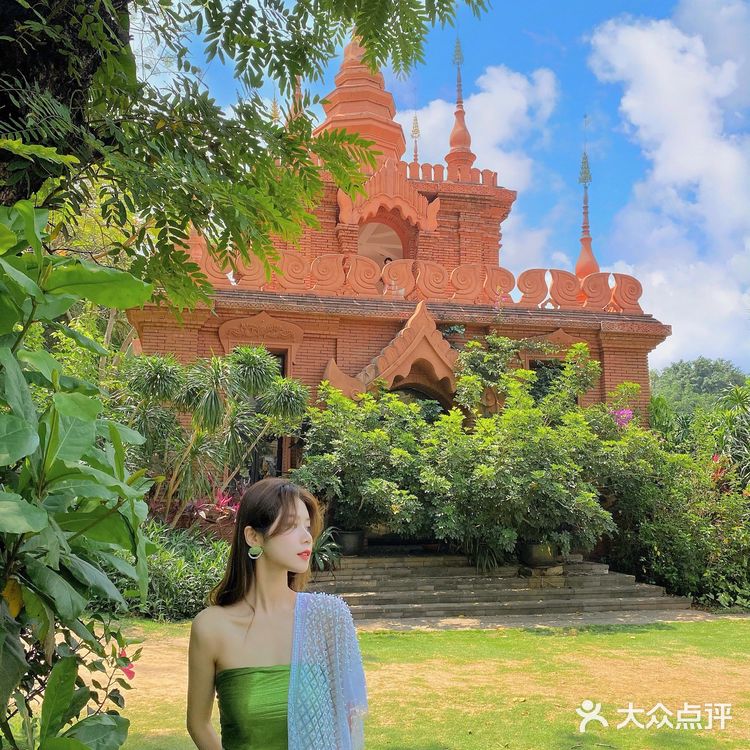 西双版纳必去‼️闯进傣王御花园拍照⛲