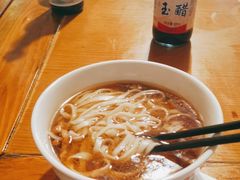 -矮子粉店1985·长沙米粉(湘春路店)
