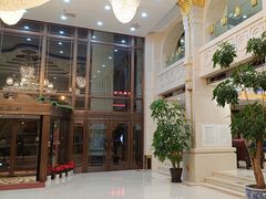 -碧中海汤泉汗蒸酒店