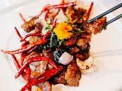 鲜花椒黑蒜焗牛肉粒-月福京味斋·烤鸭店·北京菜(鼓楼总店)