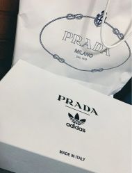 -adidas(德基广场店)