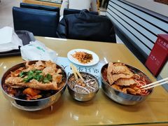 -红鼻子桂林米粉(金唐新光界店)