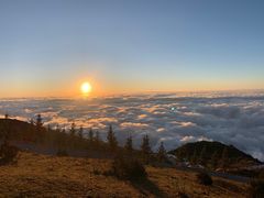 -牛背山