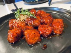 红酒泡沫牛仔粒-荟廷·晶萃(陆家嘴尚悦湾店)