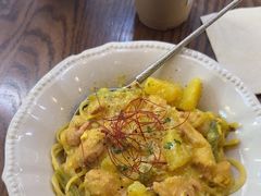 -CowCow其其·牛杂咖啡公司(六运店)