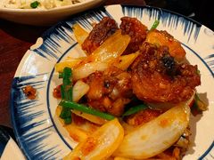 -Cuc Gach Quan Restaurant