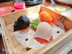三色虾饺皇-上海柏悦酒店·世纪100牛排馆