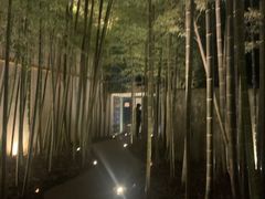 -穹六人间 people 6(岳阳路店)