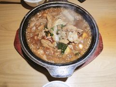 -极有家小鱼小鸡石锅煲(佳兆业店)