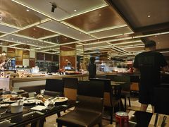 -大中华希尔顿酒店-念自助餐·嗨啤·小龙虾