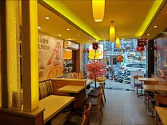 -尊宝比萨(华景新城店)