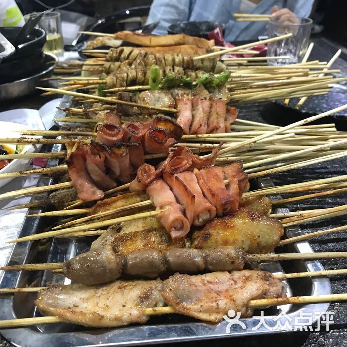 大胡子海鲜烧烤大排档