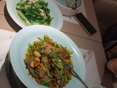 -荷花亭·湖北融合菜(中商广场店)