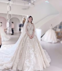 点击看大图 -艾米丽婚纱礼服