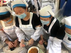 -芳婆糕团店(王府大街店)
