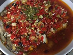剁椒鸦片鱼头-扬州小吃(延安西路店)