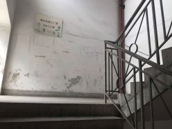 点击看大图 -逝水玩具折扣店