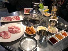 -韩聚屋韩国烤肉餐厅(新北万达店)