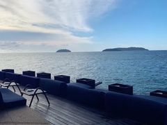 -Sunset Bar(丹绒亚路香格里拉店)