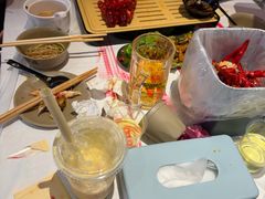 -肥肥虾庄·金牌油焖大虾(汉街SKP店)