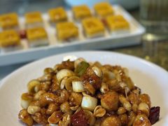 -鑫巴蜀小镇 · 水煮鱼专研店(玉桥店)