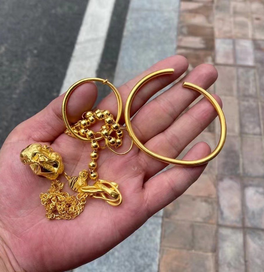 伟德bv1946官网高金价+消费旺季黄金首饰“租赁”悄然兴起