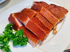 烤乳猪-香港新发烧腊茶餐厅(书城店)