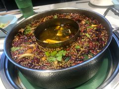 -蛙两只美蛙鱼头火锅(恒茂店)