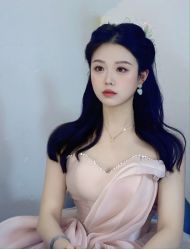 -艾米丽婚纱礼服