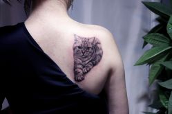 背部-怪咖纹身刺青