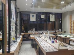 -无界眼镜MaxLess(滨江星光大道店)