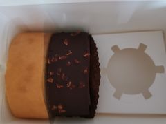 -Dough&Joe团憩(瑞虹天地月亮湾店)