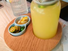 -肥肥虾庄·金牌油焖大虾(沙湖店)
