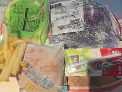 -麦当劳(深圳北站高铁店)