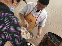 -舒小笼松针小笼包