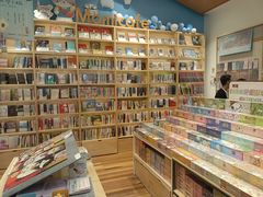 -猫的天空之城概念书店(印象城购物中心店)
