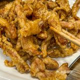 感觉比脂渣还好吃哦 另外！一定要试试咸蛋黄炒饭