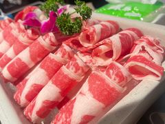 -尚尚仙·酸汤猪手·猪肚鸡火锅(华联万柳购物中心店)