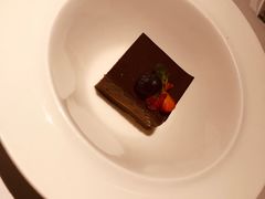 -哈布斯扒房(华发商都店)