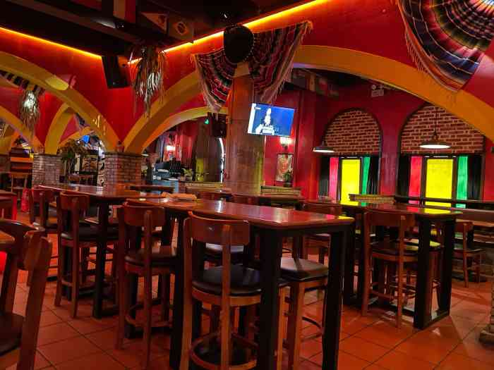 好基友安利的,一定要带我来体验这里的西式豪爽.