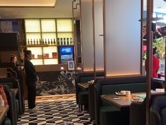 -新白鹿餐厅(滨江银泰店)