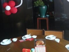 -爱碗亭·鲜炒湖南菜(壹城中心店)