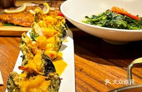 Fresh Shrimp and Osmanthus Roasted Baby Pumpkin