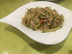 凉拌莜面-晋府大酒店