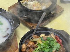 生蚝鸡煲-蚝家菜馆(沙井店)